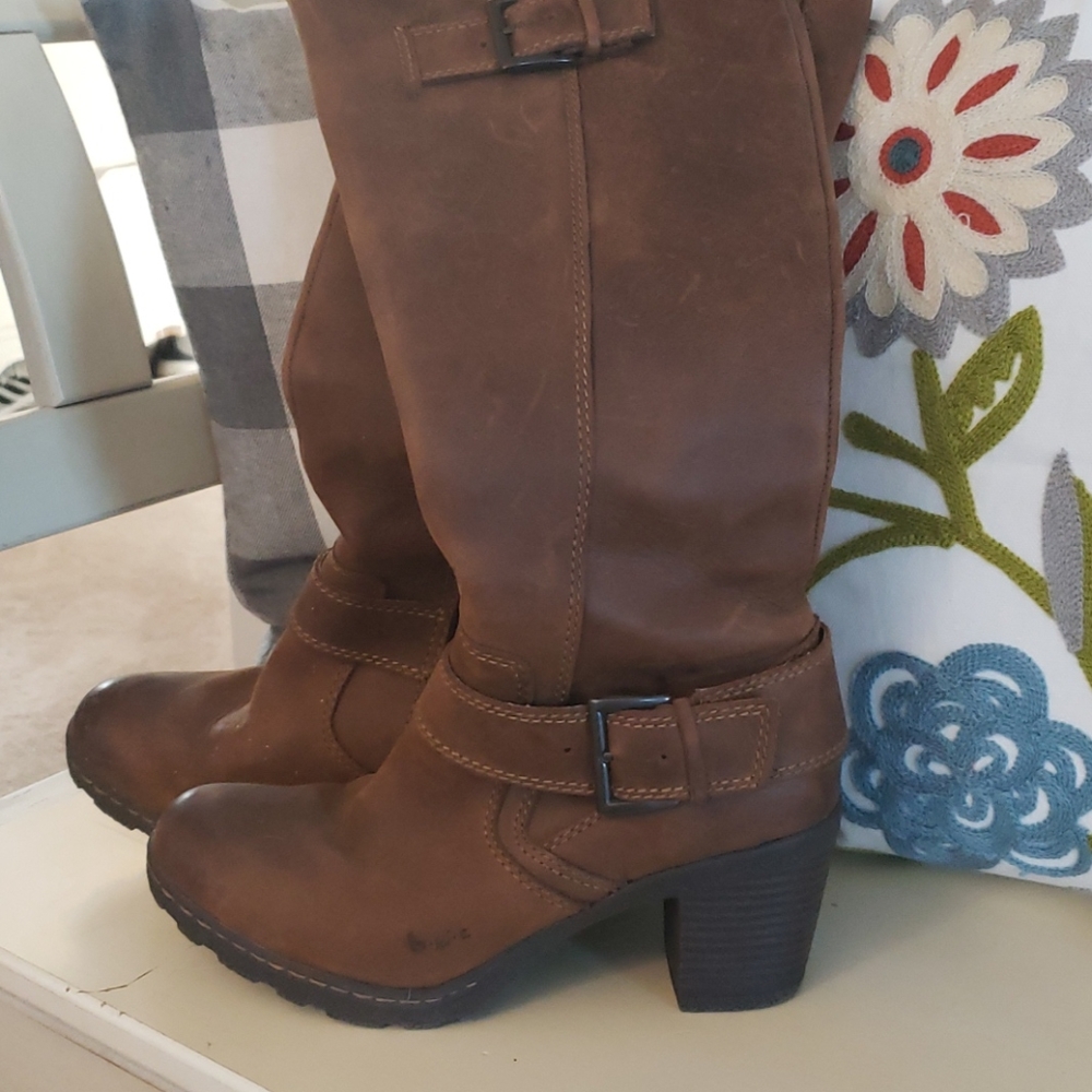 BOC Boots